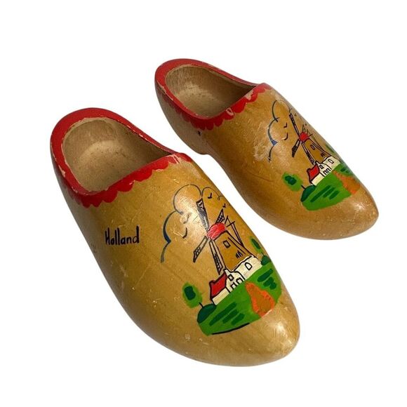 Vintage Hand Painted Holland Windmill Wooden Dutch Clogs - Picture 1 of 16